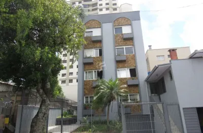 Apartamento com 3 quartos para alugar no Pio X, Caxias do Sul 