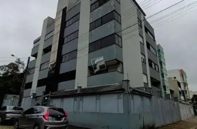 Cobertura com 3 quartos para alugar no Vinhedos, Caxias do Sul 