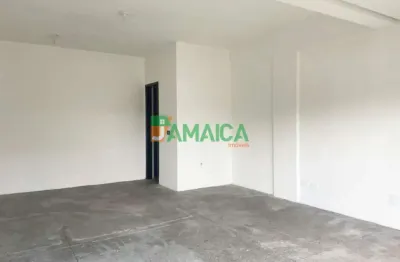 Loja com 38² para locação na rua josé rietmeyer - uberaba - 5013