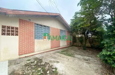 Casa residencial à venda com 03 quartos e amplo terreno no Uberaba - 5261