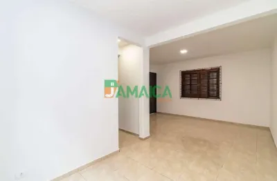 Sobrado para Aluguel em Uberaba, Curitiba - 133,80 m², 2 Vagas - 1449