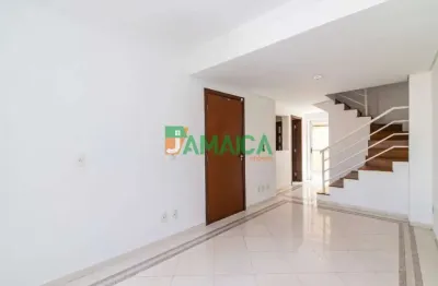 Sobrado para Locação -133m², 3 dormitórios, 2 suítes - Rua Capitão Leônidas Marques, Uberaba - 1780