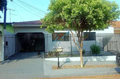 Casa à venda em maringá, loteamento batel, com 3 quartos, com 120 m²