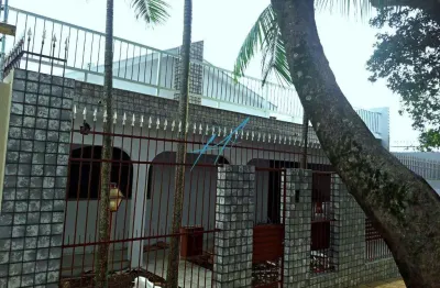Casa à venda em maringá, parque lagoa dourada, com 4 quartos, com 194 m²