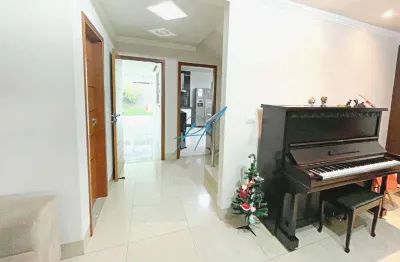 Casa com 3 quartos à venda na Rua Marechal Floriano Peixoto, 187, Zona 07, Maringá