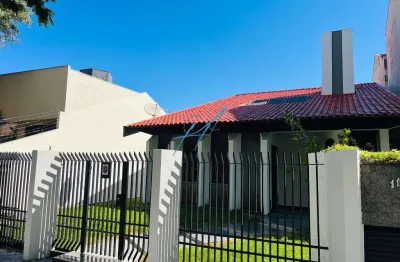 Casa com 4 quartos à venda na Avenida Dom Manoel da Silveira d'Elboux, 1183, Zona 05, Maringá