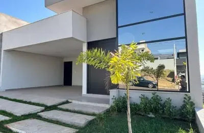 Casa nova, com piscina e área gourmet, em condomínio fechado. bairro: ondinhas