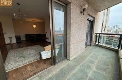 Apartamento amplo, completo de armários, no centro, pronto para mudança imediata