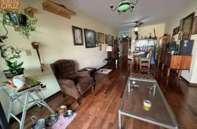 Apartamento 3 dormitórios com armários e sala dois ambientes com sacada. bairro: alto