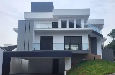 Casa  à venda ou para alugar com 3 quartos, sendo 3 suítes,  no condomínio terras de são francisco, vinhedo - sp