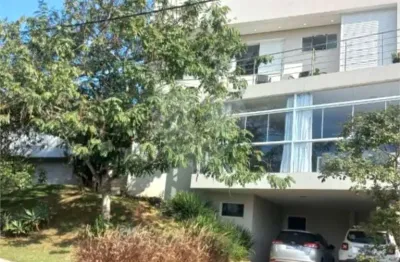 Casa  à venda com 4 quartos, sendo 2 suítes,  no condomínio terras de são francisco, vinhedo - sp