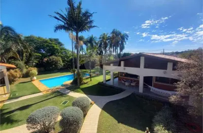 Casa  à venda com 5 quartos, sendo 2 suítes,  no condomínio estância marambaia, vinhedo - sp