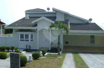 Casa  à venda com 3 quartos, sendo 3 suítes,  no condomínio estância marambaia, vinhedo - sp