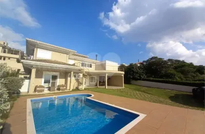 Casa  à venda com 4 quartos, sendo 4 suítes,  no condomínio alpes de vinhedo, vinhedo - sp