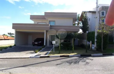 Casa  à venda com 3 quartos, sendo 3 suítes,  no condomínio residencial recanto dos paturis, vinhedo - sp