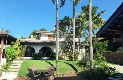 Casa  à venda com 4 quartos, sendo 2 suítes,  no condomínio estância marambaia, vinhedo - sp
