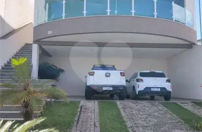 Casa  à venda com 3 quartos, sendo 1 suíte,  no condomínio reserva da mata, vinhedo - sp