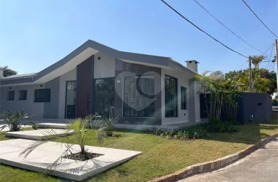 Casa  à venda ou para alugar com 3 quartos, sendo 3 suítes,  no condomínio são joaquim, vinhedo - sp