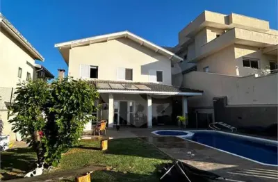 Casa  à venda com 3 quartos, sendo 1 suíte,  no condomínio loteamento recanto dos paturis, vinhedo - sp