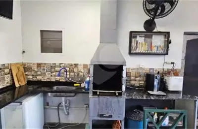 Casa  à venda com 3 quartos, sendo 2 suítes,  no condomínio vinhas da vista alegre - lado café, vinhedo - sp