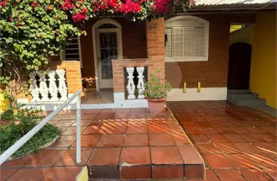 Casa para alugar com 3 quartos, sendo 1 suíte,  em jardim joão xxiii, vinhedo - sp