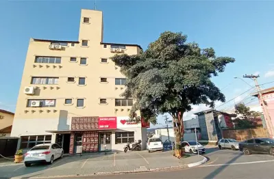 Salão comercial para alugar no condomínio denise, vinhedo - sp