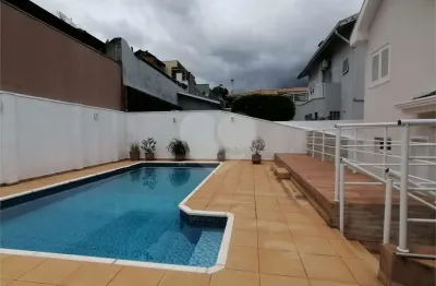 Casa  para alugar com 3 quartos, sendo 1 suíte,  no condomínio recanto dos paturis, vinhedo - sp