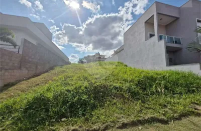 Terreno à venda no condomínio bosque dos cambarás, valinhos - sp