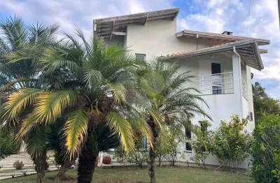 Casa  à venda com 4 quartos, sendo 4 suítes,  no condomínio terras de vinhedo, vinhedo - sp