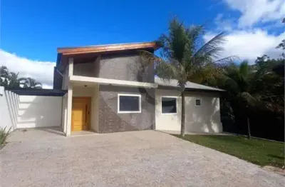 Casa  à venda com 4 quartos, sendo 4 suítes,  no condomínio estância marambaia, vinhedo - sp