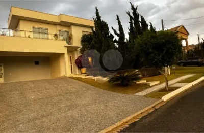 Casa  à venda com 3 quartos, sendo 3 suítes,  no condomínio terras de vinhedo, vinhedo - sp