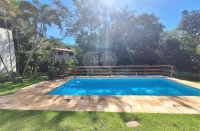 Casa  para alugar com 3 quartos, sendo 3 suítes,  no condomínio estância marambaia, vinhedo - sp