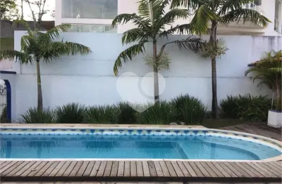 Casa  à venda ou para alugar com 3 quartos, sendo 3 suítes,  no condomínio residencial terras de vinhedo, vinhedo - sp