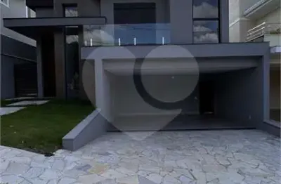 Casa  à venda com 4 quartos, sendo 3 suítes,  no condomínio portal do jequitibá, valinhos - sp