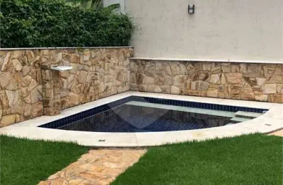 Casa  à venda com 3 quartos, sendo 1 suíte,  no condomínio fiorella, valinhos - sp