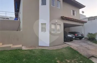 Casa à venda com 3 quartos, sendo 1 suíte,  em capuava, valinhos - sp
