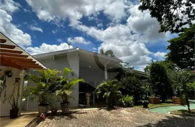 Chácara à venda ou para alugar com 3 quartos, sendo 3 suítes,  em santa claudina, vinhedo - sp