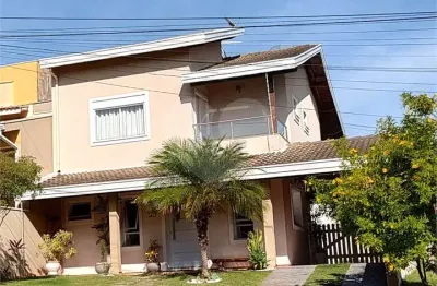 Casa  à venda com 3 quartos, sendo 1 suíte,  no condomínio residencial grape village, vinhedo - sp