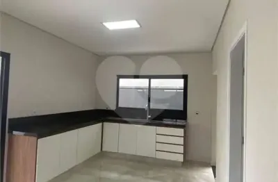 Casa  à venda com 3 quartos, sendo 3 suítes,  no condomínio residencial mont&apos;alcino, valinhos - sp
