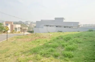 Terreno à venda no condomínio bosque dos cambarás, valinhos - sp