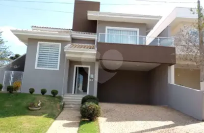 Casa  à venda com 3 quartos, sendo 3 suítes,  no condomínio picollo, louveira - sp