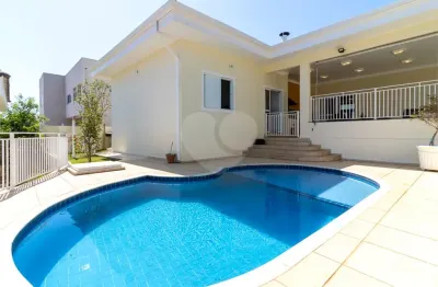 Casa  à venda com 7 quartos, sendo 4 suítes,  no condomínio estância marambaia, vinhedo - sp