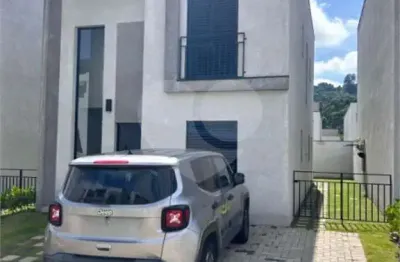 Casa  à venda com 3 quartos, sendo 3 suítes,  no condomínio villaggio maranello, vinhedo - sp