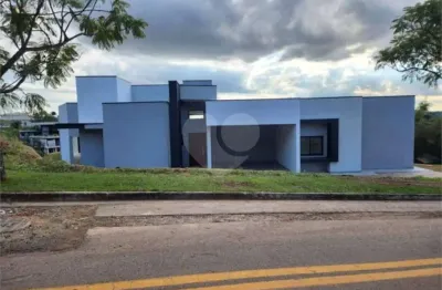 Casa  à venda com 3 quartos, sendo 3 suítes,  no condomínio residencial jardim primavera louveira, louveira - sp