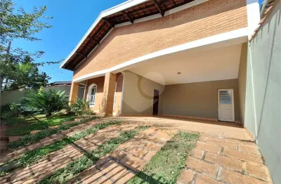 Casa à venda com 3 quartos, sendo 1 suíte,  em residencial aquários, vinhedo - sp