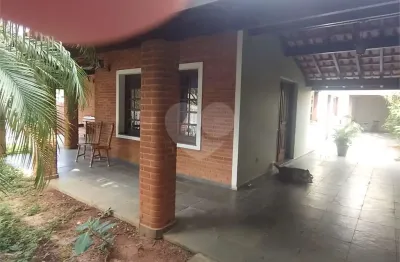Casa à venda com 3 quartos, sendo 1 suíte,  em jardim itália, vinhedo - sp
