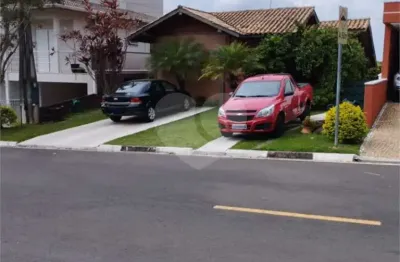 Casa  à venda com 3 quartos, sendo 1 suíte,  no condomínio terras de são francisco, vinhedo - sp