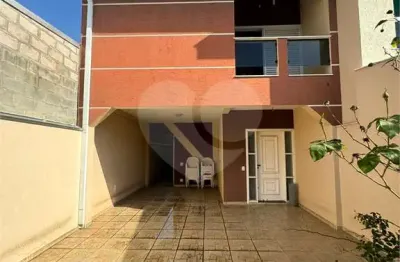 Casa à venda com 3 quartos, sendo 1 suíte,  em jardim joão xxiii, vinhedo - sp