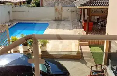 Casa  à venda com 3 quartos, sendo 2 suítes,  no condomínio vinhas da vista alegre - lado sede, vinhedo - sp