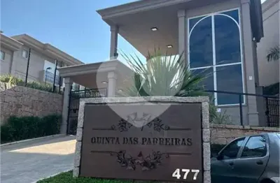 Casa  à venda com 3 quartos, sendo 3 suítes,  no condomínio quinta das parreiras, valinhos - sp